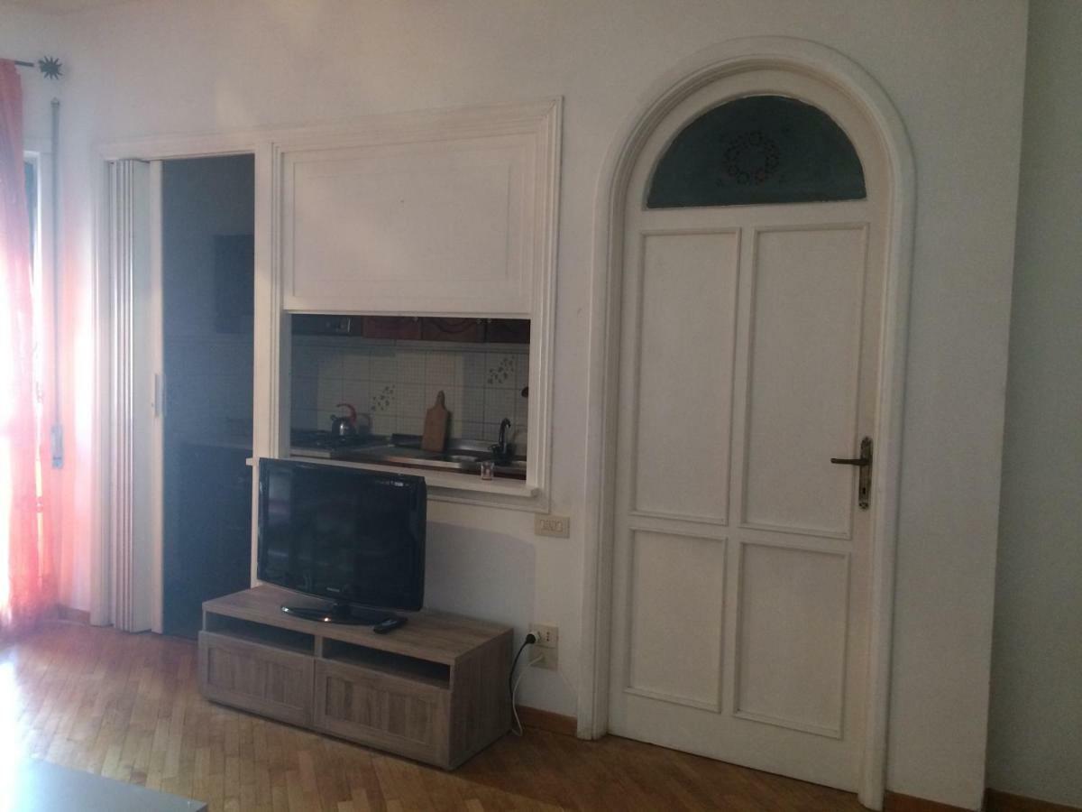 Casa Daniele Apartment Лидо ди Остия Екстериор снимка
