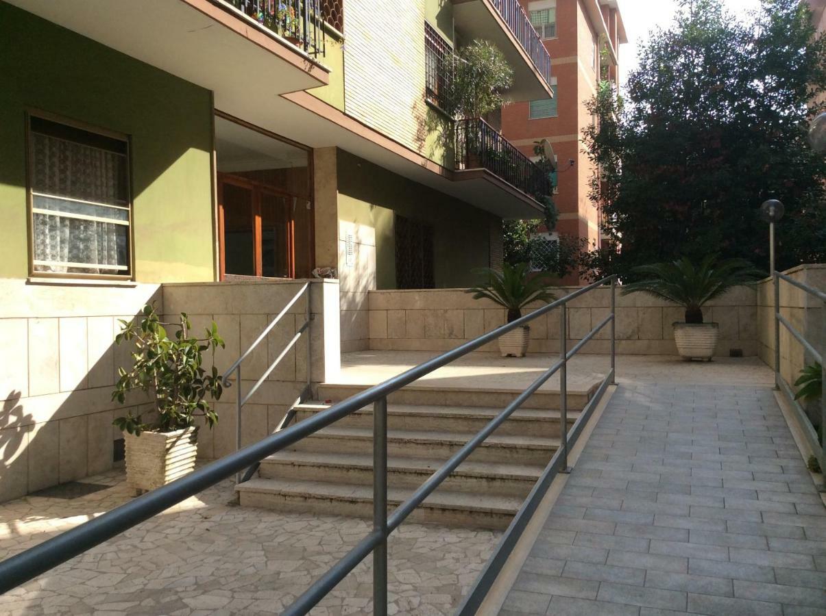 Casa Daniele Apartment Лидо ди Остия Екстериор снимка